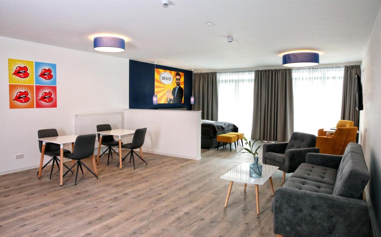 Hotel Apart Go25 Херфорд Екстериор снимка