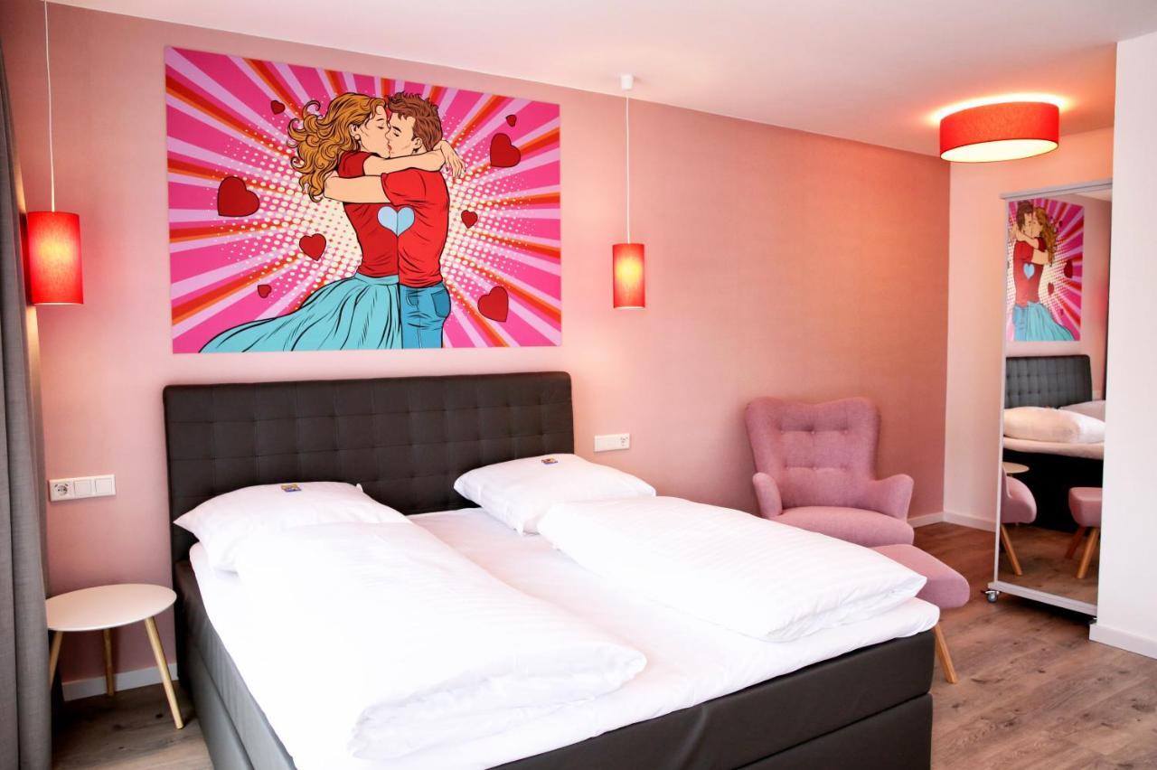 Hotel Apart Go25 Херфорд Екстериор снимка