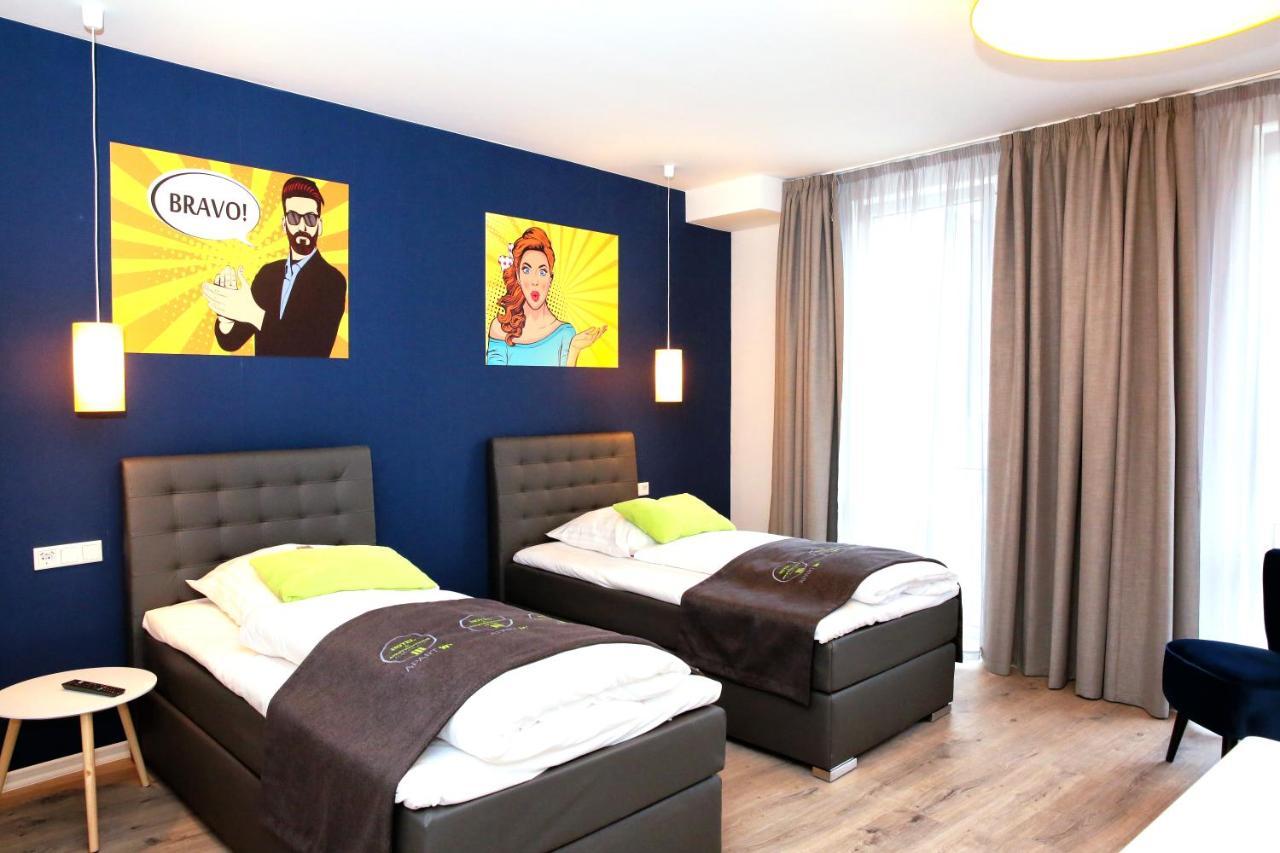 Hotel Apart Go25 Херфорд Екстериор снимка