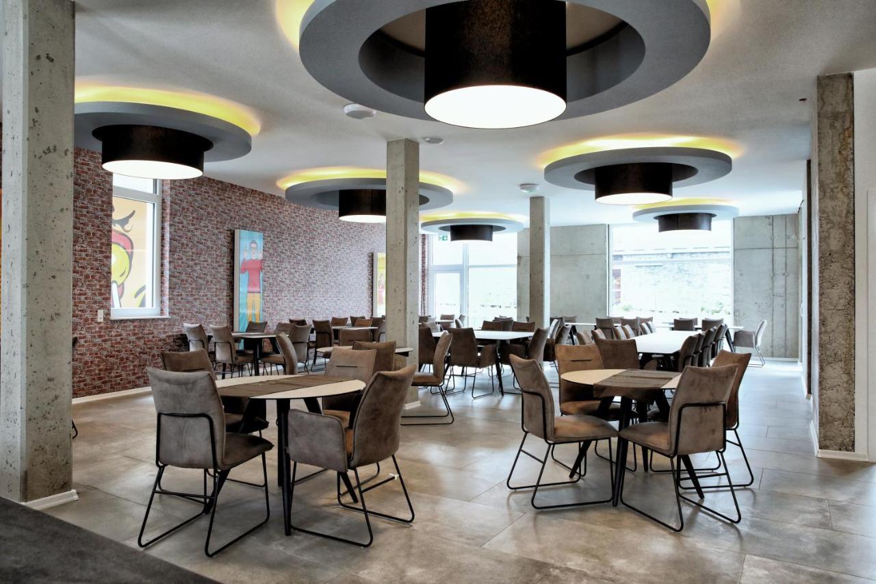 Hotel Apart Go25 Херфорд Екстериор снимка